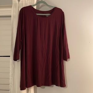 Lane Bryant NNW maroon 3/4 sleeve tee. 22/24.